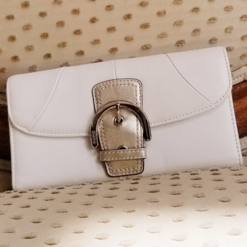 Vintage Coach Checkbook Wallet